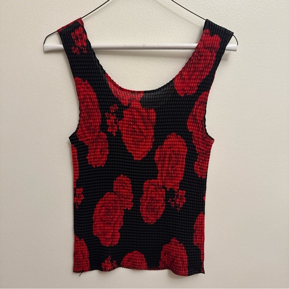 Impressions Red Black Rose Tank Medium Floral Whimsy Goth Witchy Dark Feminine M - Picture 3 of 5